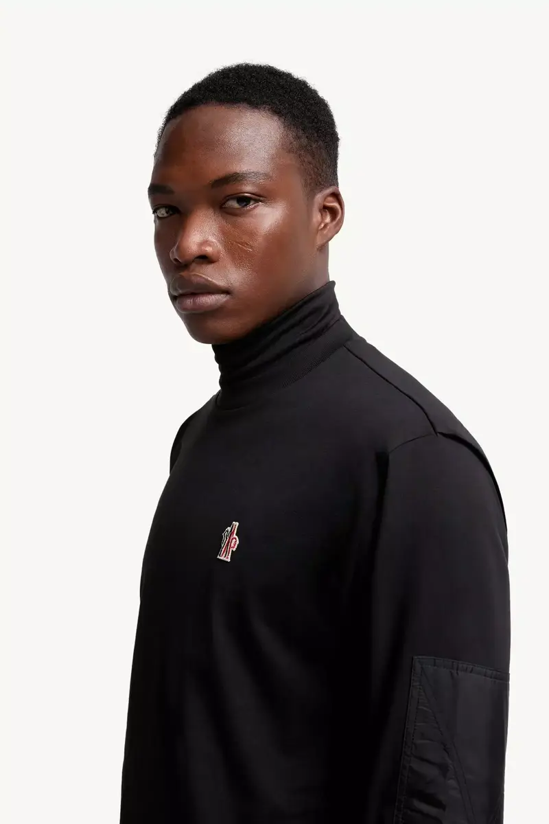 Moncler Grenoble Logo Cotton Long Sleeve T-shirt | Thumbnail 4 Moncler Grenoble Logo Cotton Long Sleeve T-shirt | Thumbnail 4