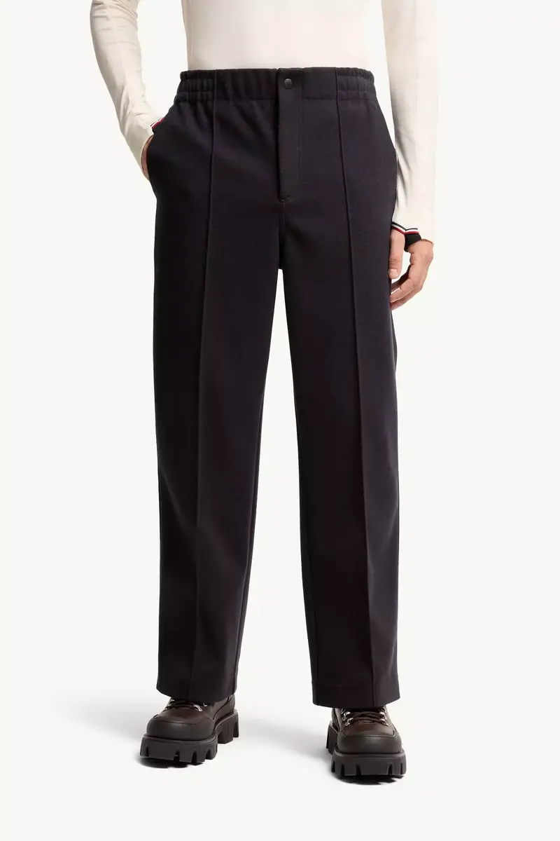 Moncler Grenoble Embossed Logo Sweatpants | Thumbnail 4 Moncler Grenoble Embossed Logo Sweatpants | Thumbnail 4