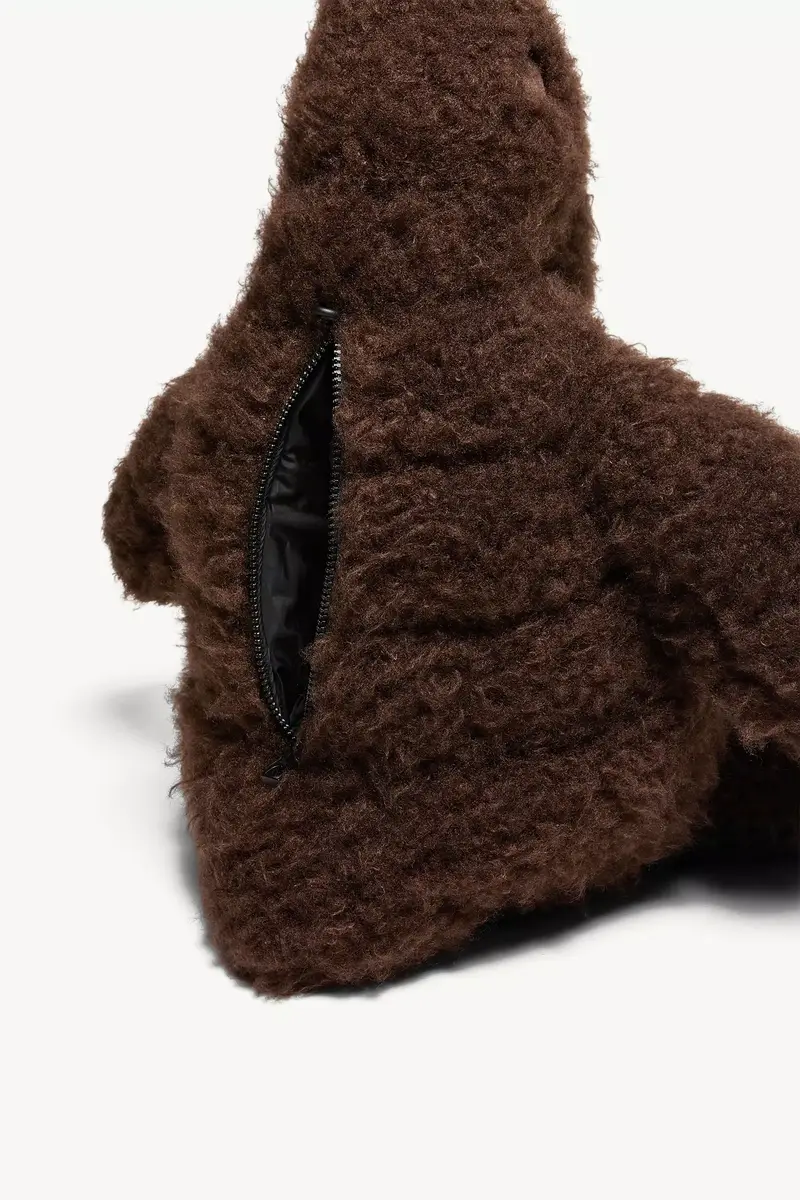 Moncler Aq Duck Crossbody Bag | Thumbnail 6 Moncler Aq Duck Crossbody Bag | Thumbnail 6