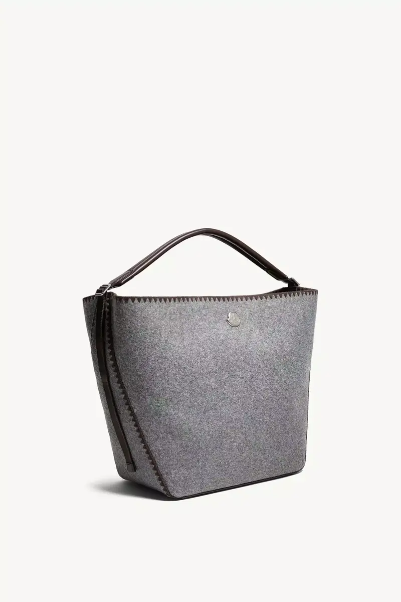 Moncler Carlo Bag | Thumbnail 4