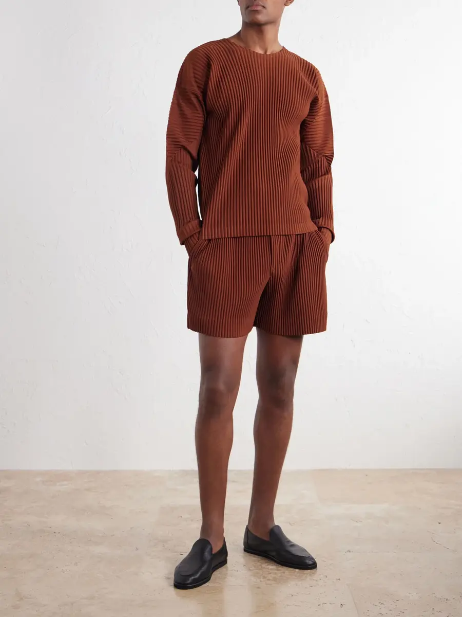 Homme Plissé Issey Miyake Straight-Leg Plissé Shorts - Men | Thumbnail 2 Homme Plissé Issey Miyake Straight-Leg Plissé Shorts - Men | Thumbnail 2