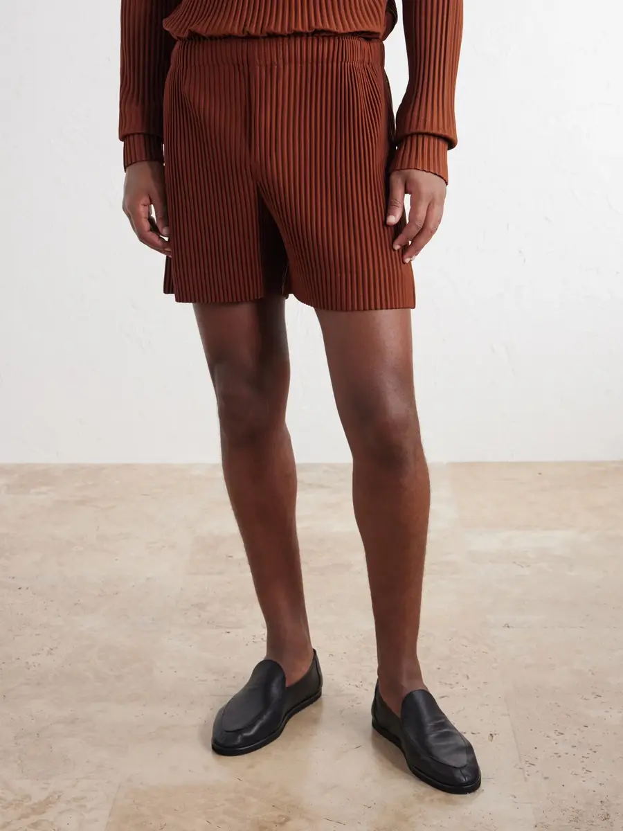 Homme Plissé Issey Miyake Straight-Leg Plissé Shorts - Men | Thumbnail 3 Homme Plissé Issey Miyake Straight-Leg Plissé Shorts - Men | Thumbnail 3
