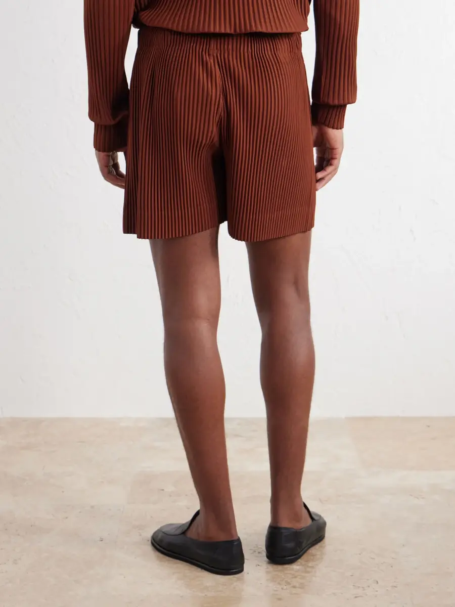 Homme Plissé Issey Miyake Straight-Leg Plissé Shorts - Men | Thumbnail 4 Homme Plissé Issey Miyake Straight-Leg Plissé Shorts - Men | Thumbnail 4