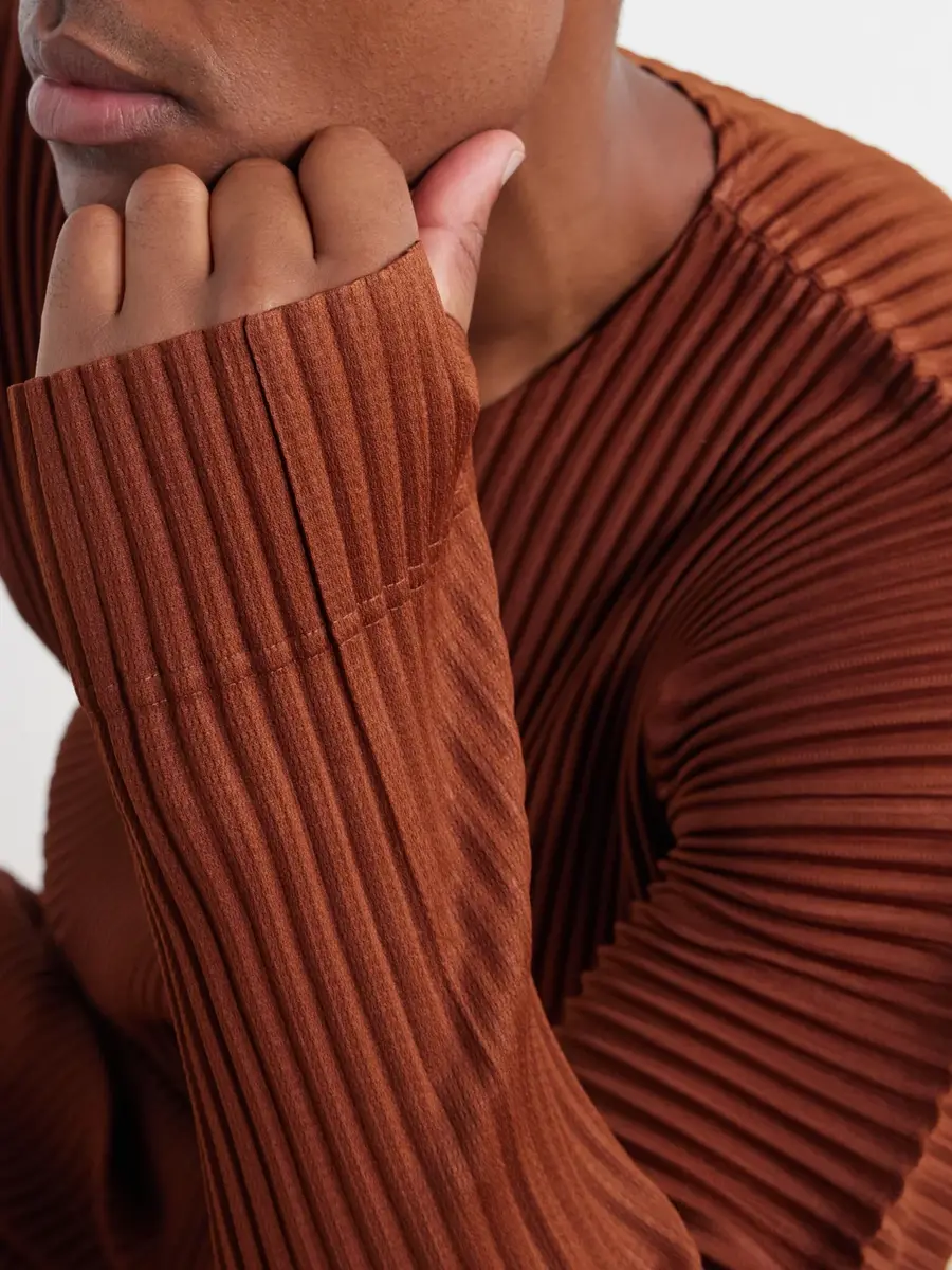 Homme Plissé Issey Miyake Panelled Pleated T-Shirt - Men | Thumbnail 5 Homme Plissé Issey Miyake Panelled Pleated T-Shirt - Men | Thumbnail 5