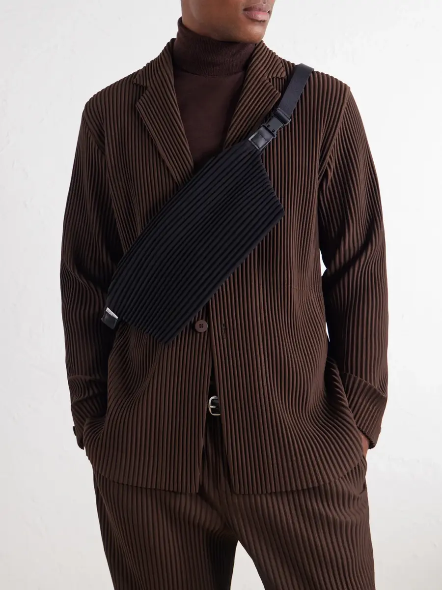 Homme Plissé Issey Miyake Slim Pleated Belt Bag - Men | Thumbnail 2