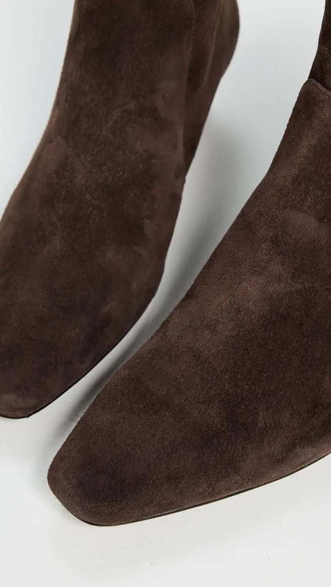 Madewell The Dimes Kitten Heel Boots In Suede | Thumbnail 6 Madewell The Dimes Kitten Heel Boots In Suede | Thumbnail 6