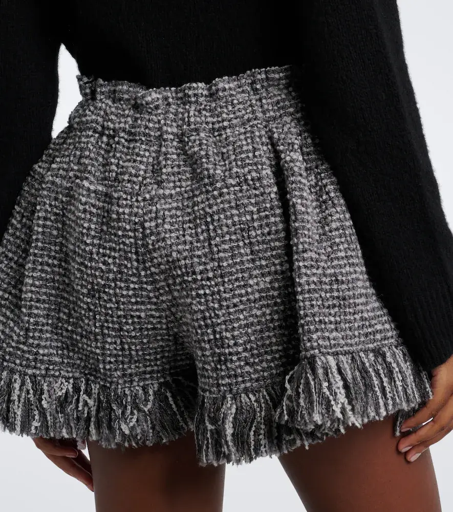 Sacai Fringed wool-blend tweed shorts | Thumbnail 2