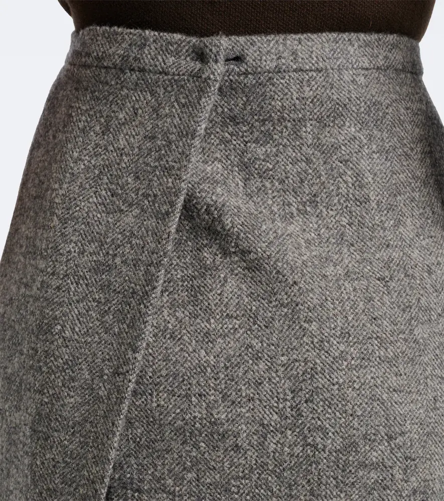 Magda Butrym Wool and cashmere-blend midi skirt | Thumbnail 4 Magda Butrym Wool and cashmere-blend midi skirt | Thumbnail 4