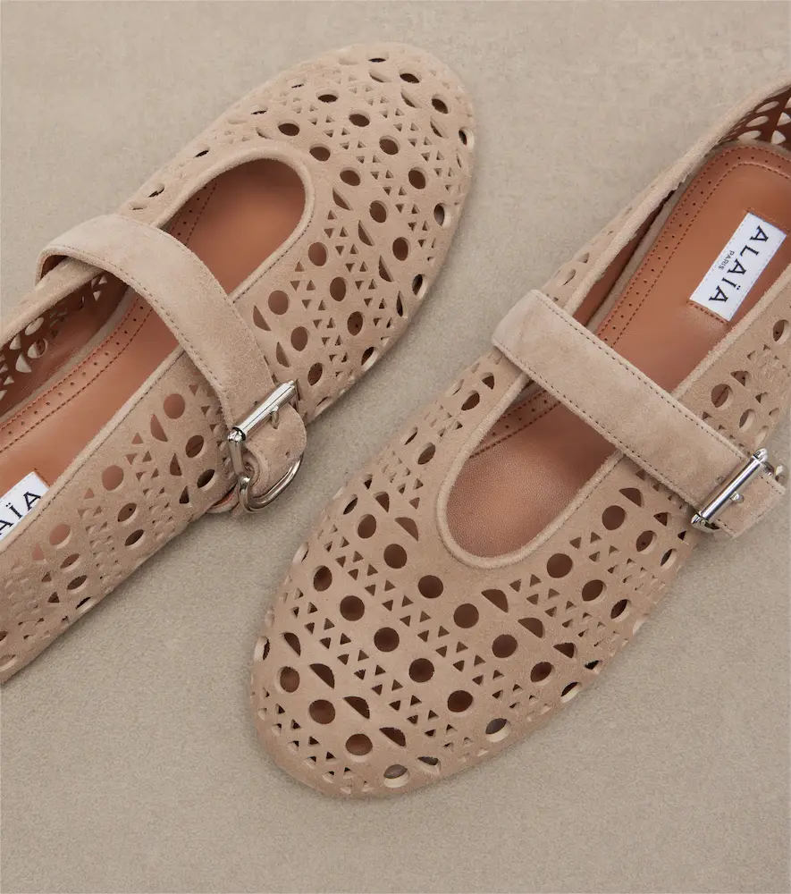 Alaïa Alaïa Vienne suede Mary Jane flats | Thumbnail 4 Alaïa Alaïa Vienne suede Mary Jane flats | Thumbnail 4