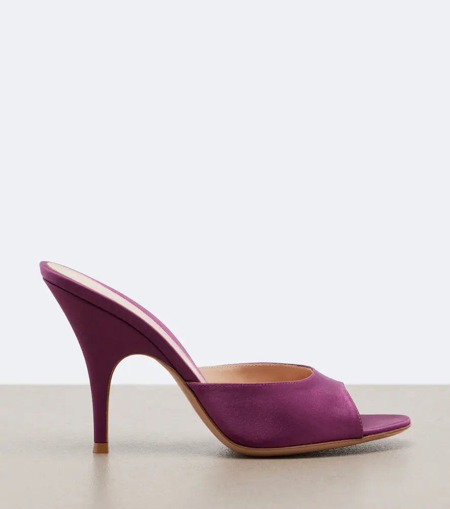 Gianvito Rossi Sofia satin mules | Thumbnail 3 Gianvito Rossi Sofia satin mules | Thumbnail 3
