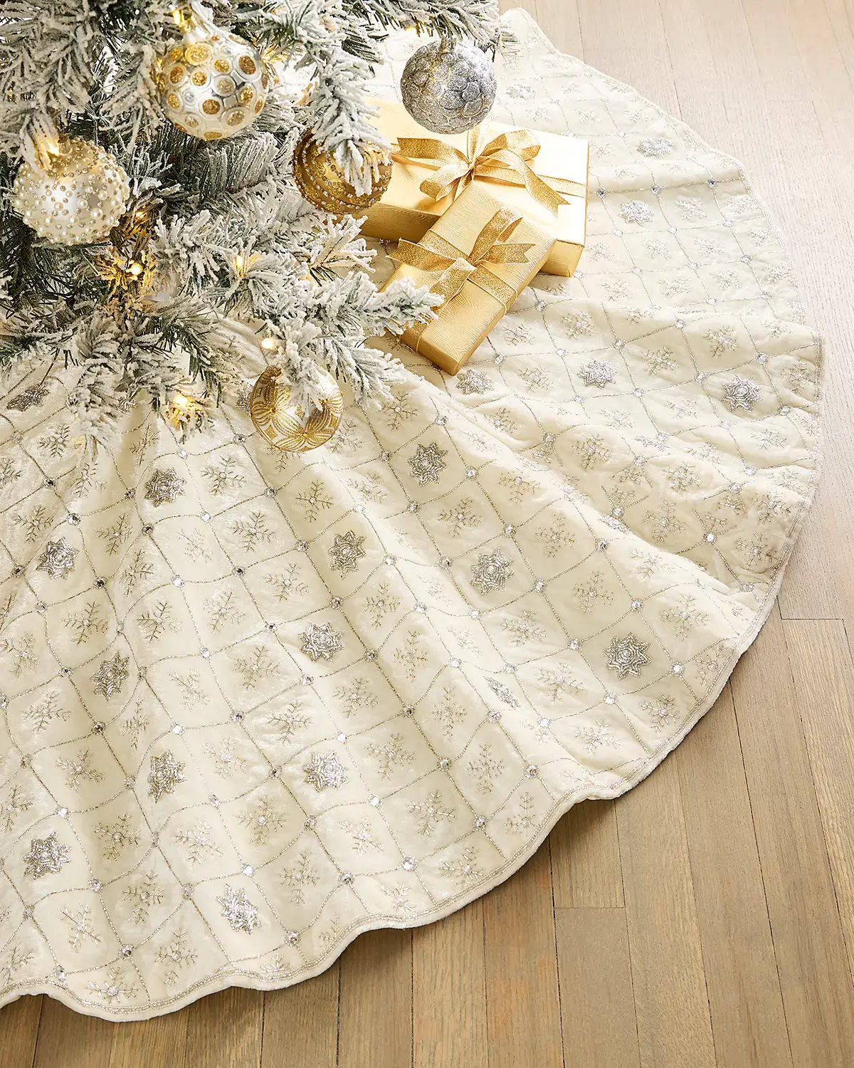 Sudha Pennathur Silver Snowfall Embellished Tree Skirt