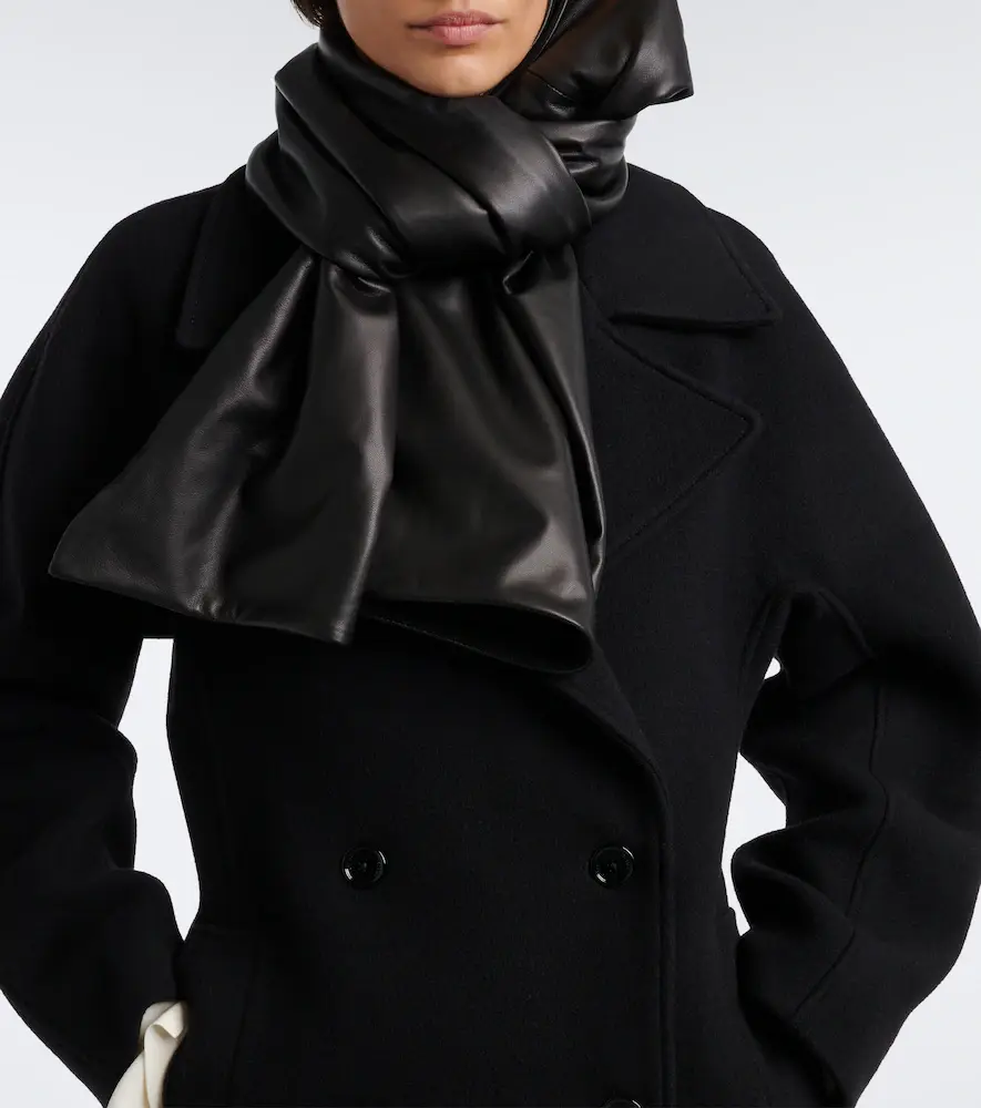 TOTEME Leather scarf | Thumbnail 4 TOTEME Leather scarf | Thumbnail 4