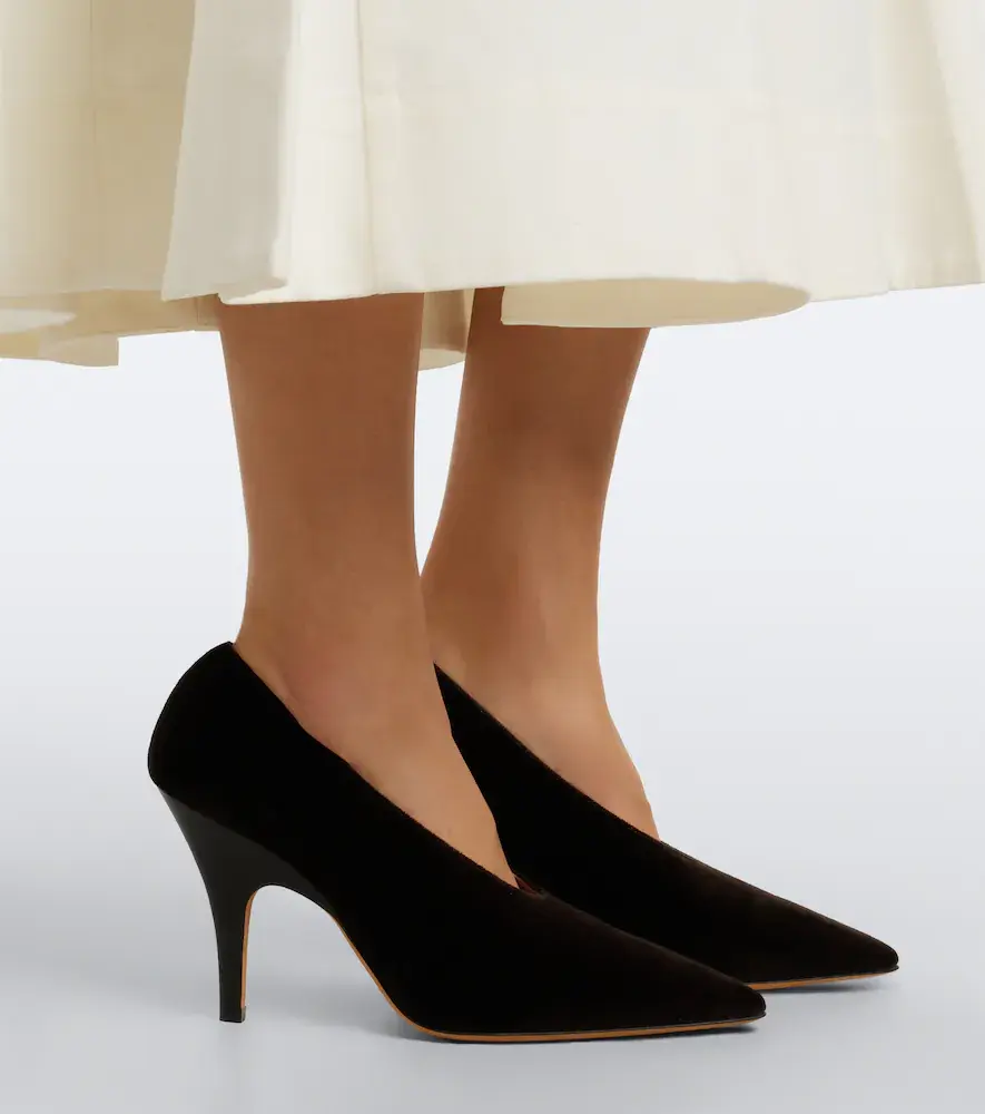 Le Monde Béryl Le Monde Béryl Petra velvet pumps | Thumbnail 6 Le Monde Béryl Le Monde Béryl Petra velvet pumps | Thumbnail 6