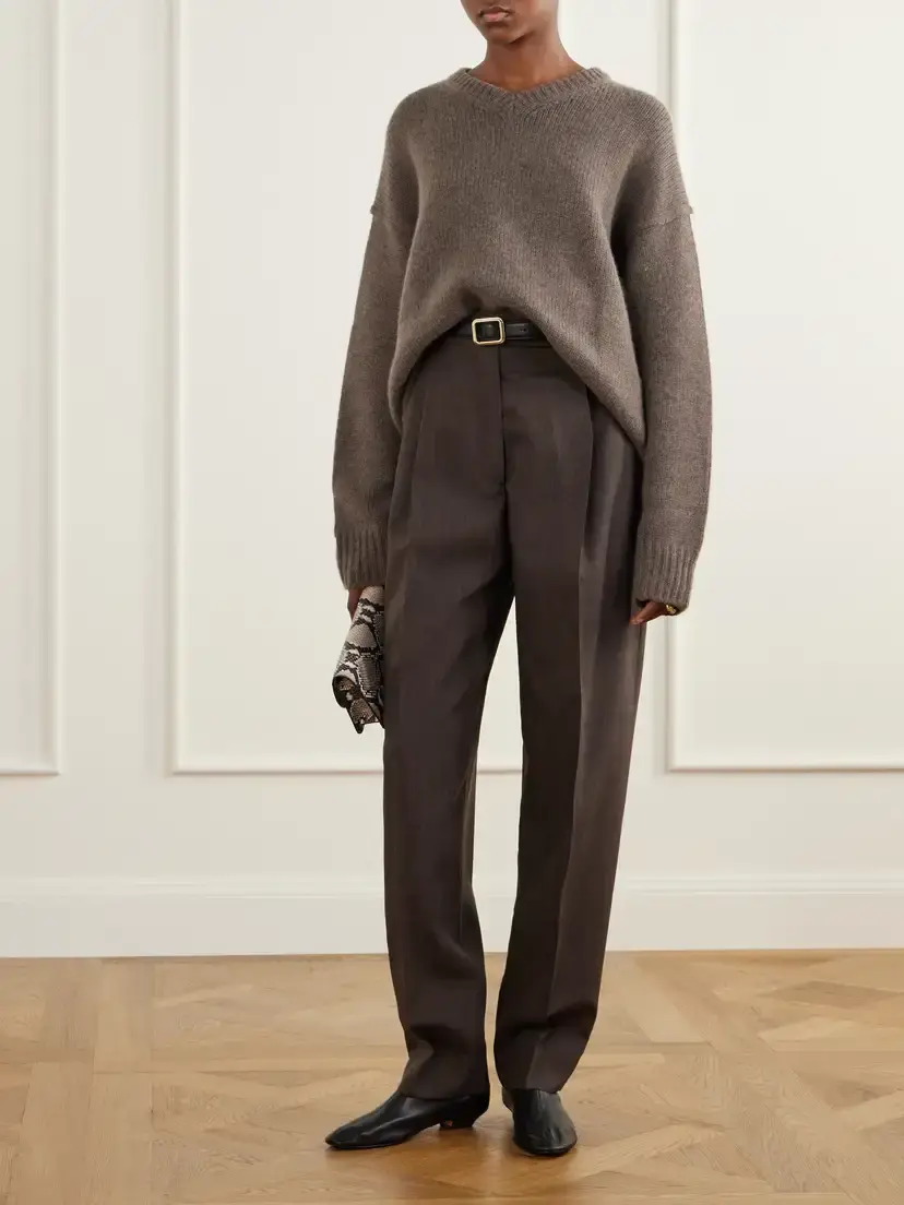 RÓHE Daria Pleated Virgin Wool Tapered Pants | Thumbnail 2 RÓHE Daria Pleated Virgin Wool Tapered Pants | Thumbnail 2