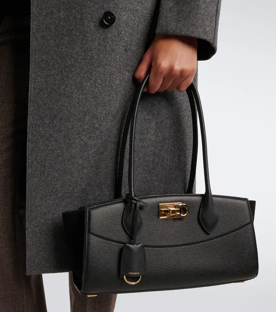 Ferragamo Studio East-West Small leather shoulder bag | Thumbnail 5 Ferragamo Studio East-West Small leather shoulder bag | Thumbnail 5