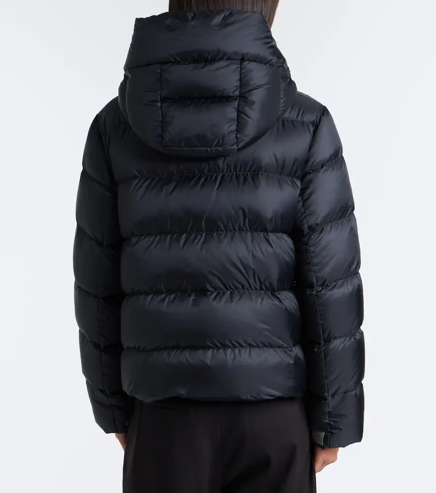 Max Mara Hooded puffer jacket | Thumbnail 4 Max Mara Hooded puffer jacket | Thumbnail 4