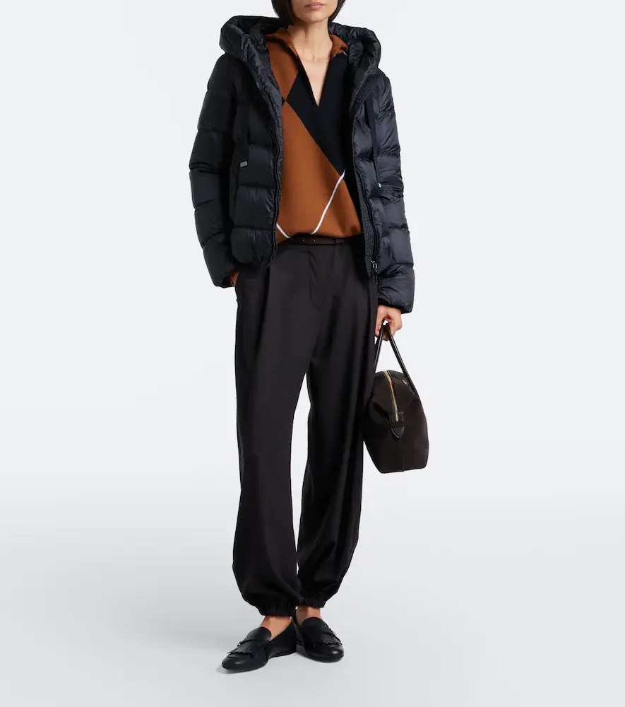 Max Mara Hooded puffer jacket | Thumbnail 6 Max Mara Hooded puffer jacket | Thumbnail 6
