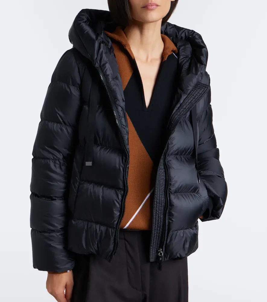 Max Mara Hooded puffer jacket | Thumbnail 7 Max Mara Hooded puffer jacket | Thumbnail 7