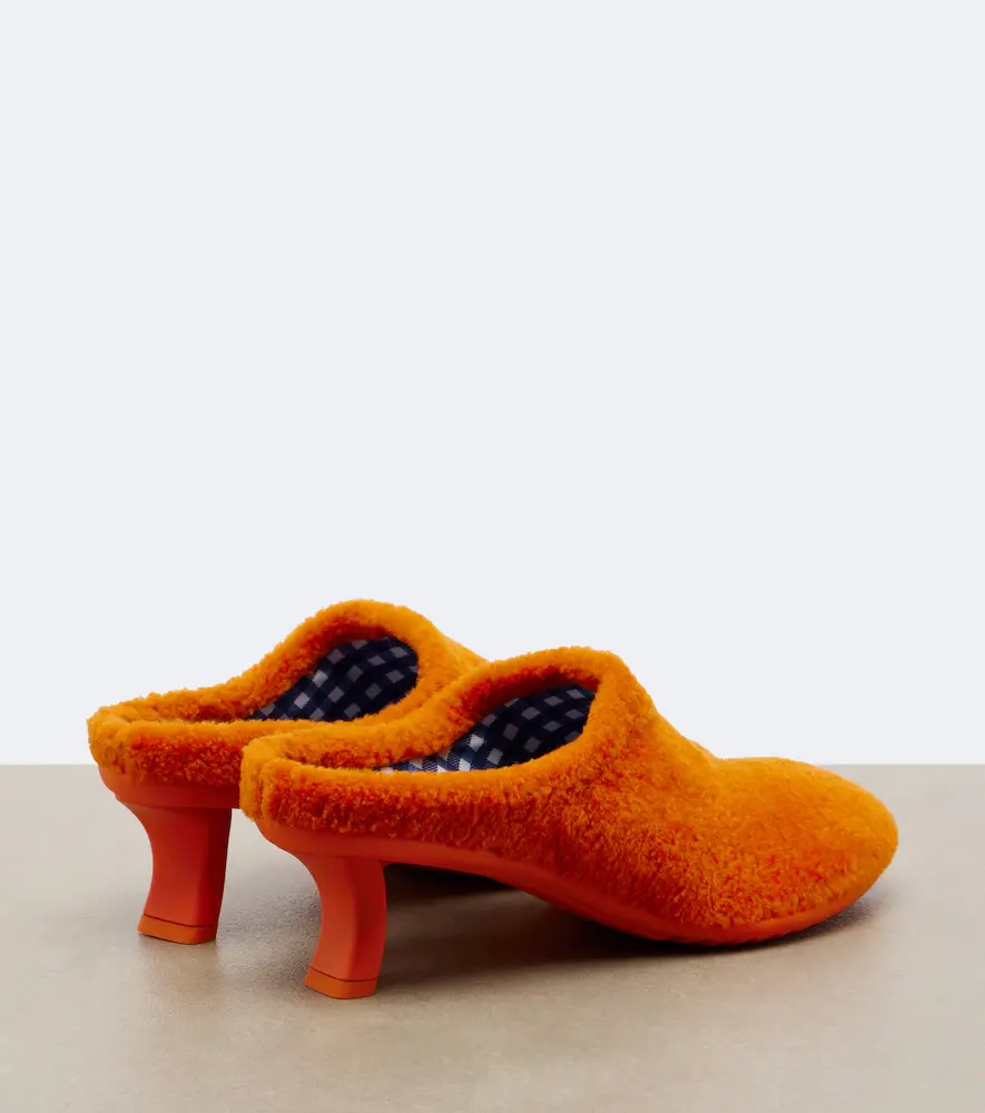 Loewe Dive shearling mules | Thumbnail 2