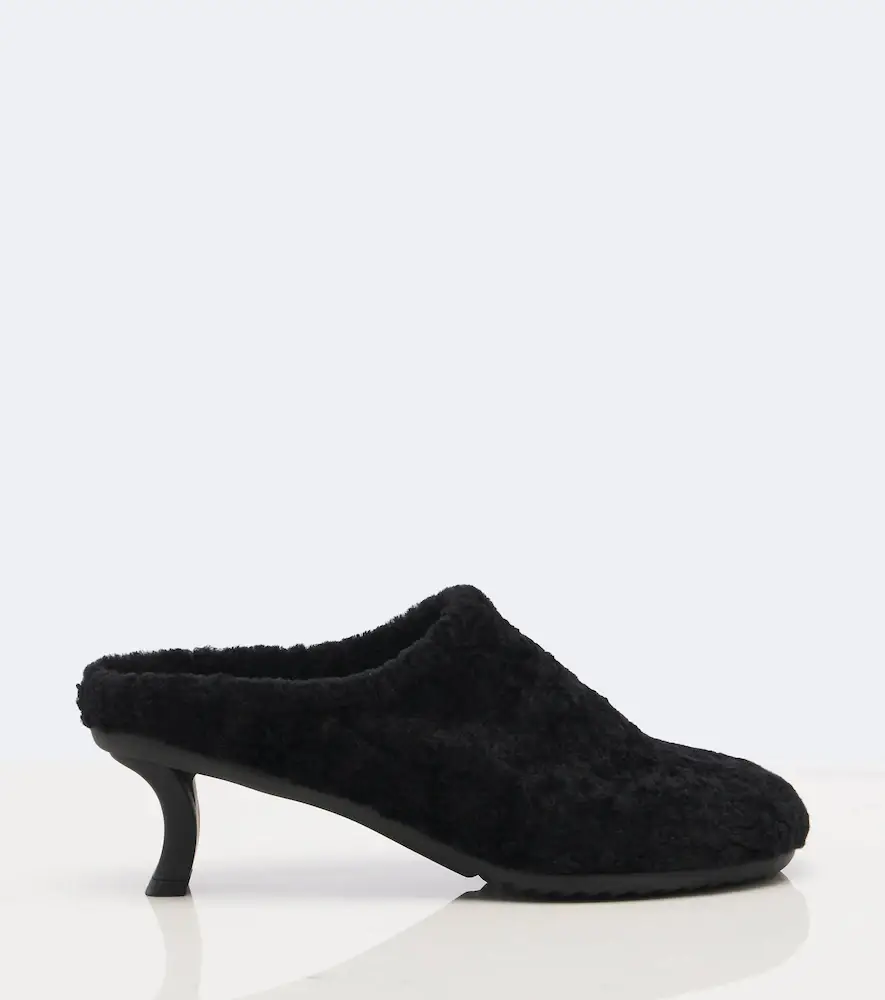 Loewe Dive shearling mules | Thumbnail 4 Loewe Dive shearling mules | Thumbnail 4