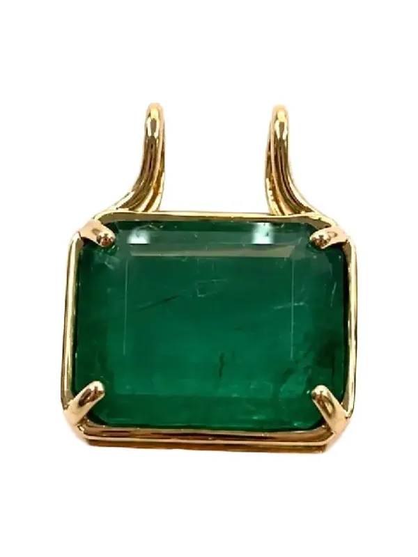 4.95ct Emerald 18K Gold Cushion Pendant 4.95ct Emerald 18K Gold Cushion Pendant