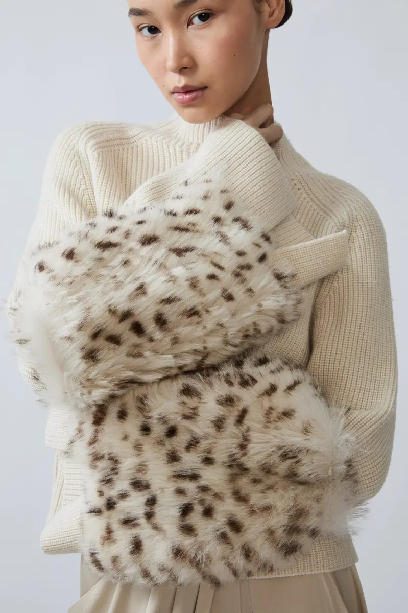 Lapointe Merino Mock Neck Sweater With Patch | Thumbnail 3 Lapointe Merino Mock Neck Sweater With Patch | Thumbnail 3