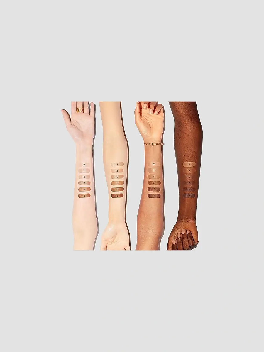 Dior Women's Forever Glow Star Filter Multi-Use Highlighter Complexion Enhancing Fluid | Thumbnail 3