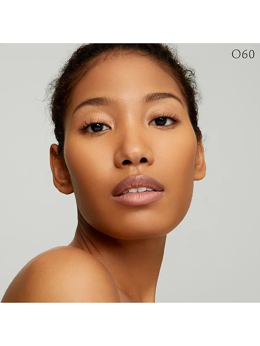 CLÉ DE PEAU BEAUTÉ Women's Radiant Fluid Foundation Natural Broad Spectrum SPF 25 Sunscreen | Thumbnail 3