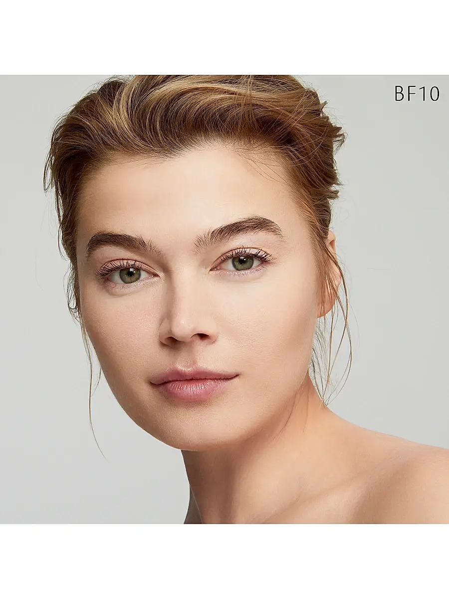 CLÉ DE PEAU BEAUTÉ Women's Radiant Fluid Foundation Natural Broad Spectrum SPF 25 Sunscreen | Thumbnail 3