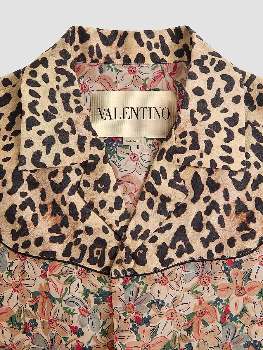 Valentino Men's Bowling Shirt in Silk Poplin and Papier Floral Prints | Thumbnail 7 Valentino Men's Bowling Shirt in Silk Poplin and Papier Floral Prints | Thumbnail 7