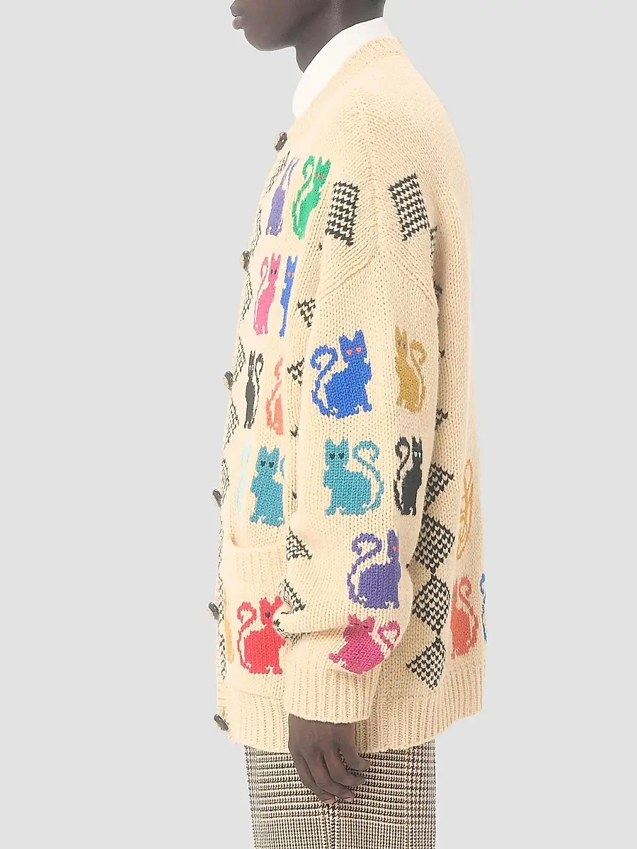 Valentino Men's Wool Cardigan With Le Chat De La Maison Jacquard Pattern | Thumbnail 3 Valentino Men's Wool Cardigan With Le Chat De La Maison Jacquard Pattern | Thumbnail 3