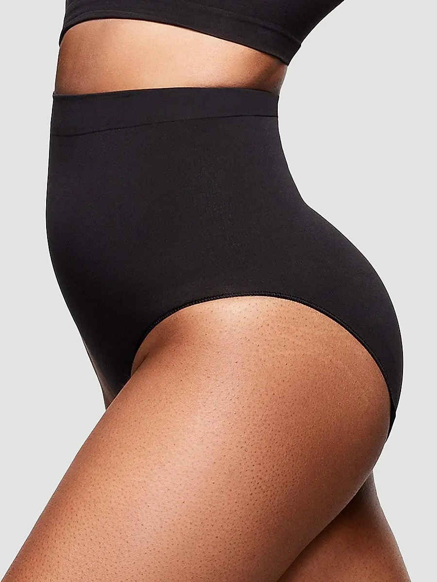 Skims Women's Seamless Sculpt Mid Waist Brief | Thumbnail 4 Skims Women's Seamless Sculpt Mid Waist Brief | Thumbnail 4