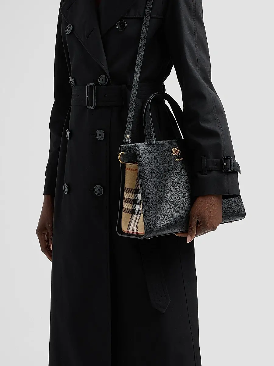Burberry Women's Cotswolds Small Check Tote Bag | Thumbnail 4 Burberry Women's Cotswolds Small Check Tote Bag | Thumbnail 4