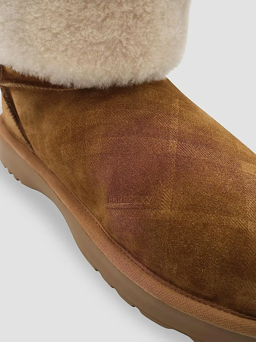 Burberry Women's Check Shearling Flint Boots | Thumbnail 6 Burberry Women's Check Shearling Flint Boots | Thumbnail 6