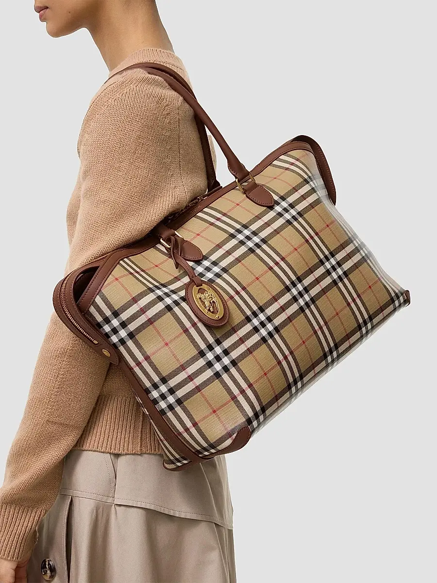 Burberry Women's Checked Cotton Canvas Tote Bag | Thumbnail 3 Burberry Women's Checked Cotton Canvas Tote Bag | Thumbnail 3
