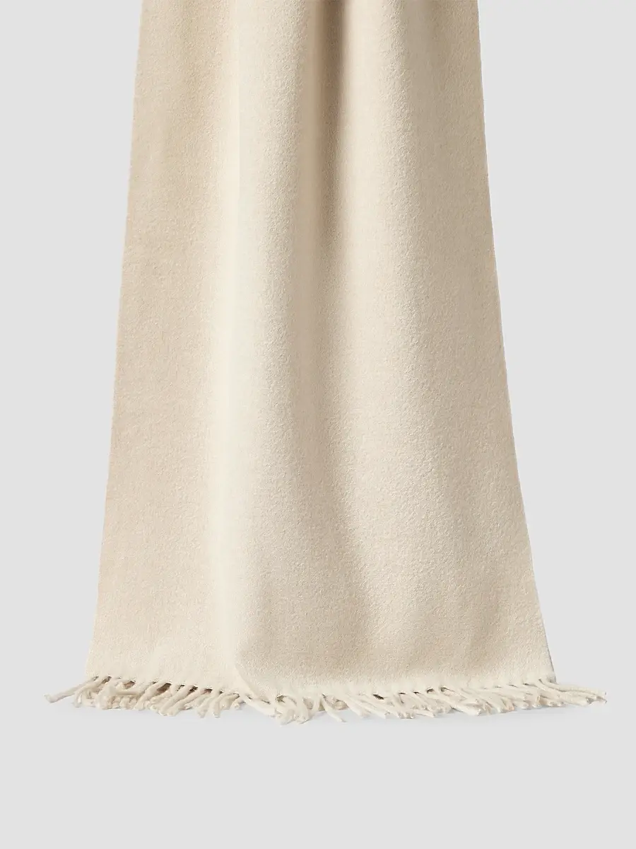 Brunello Cucinelli Women's Cashmere Scarf | Thumbnail 3 Brunello Cucinelli Women's Cashmere Scarf | Thumbnail 3
