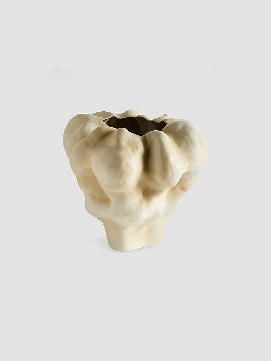L'Objet Timna Porcelain Short Vase | Thumbnail 3