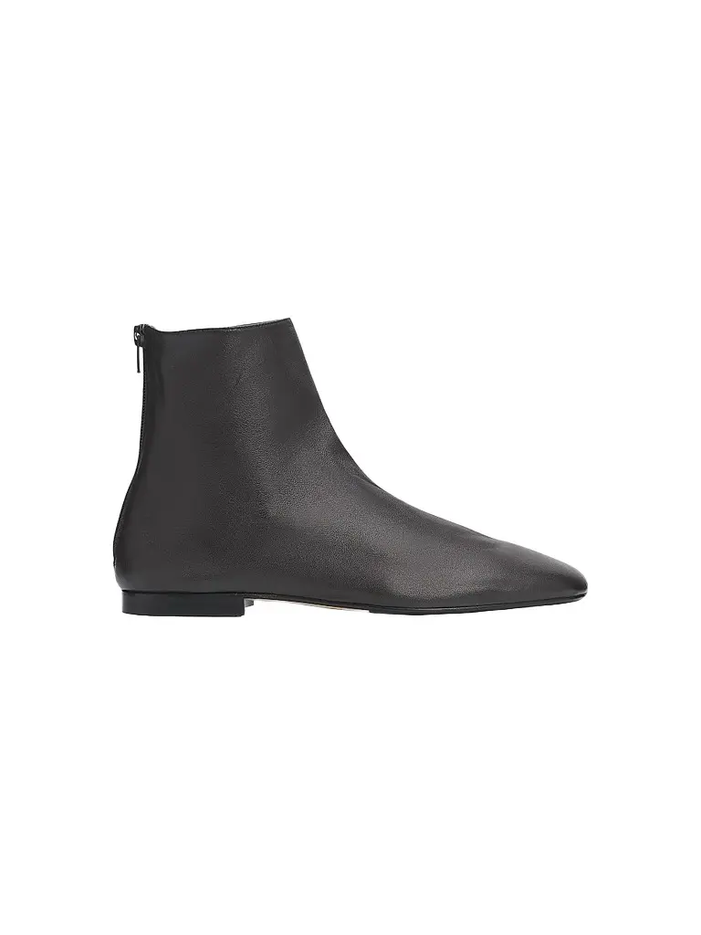 TOTEME Women's Contour Leather Ankle Boots