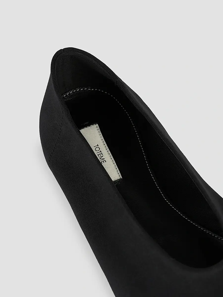 TOTEME Women's Jersey Ballerina Flats | Thumbnail 5