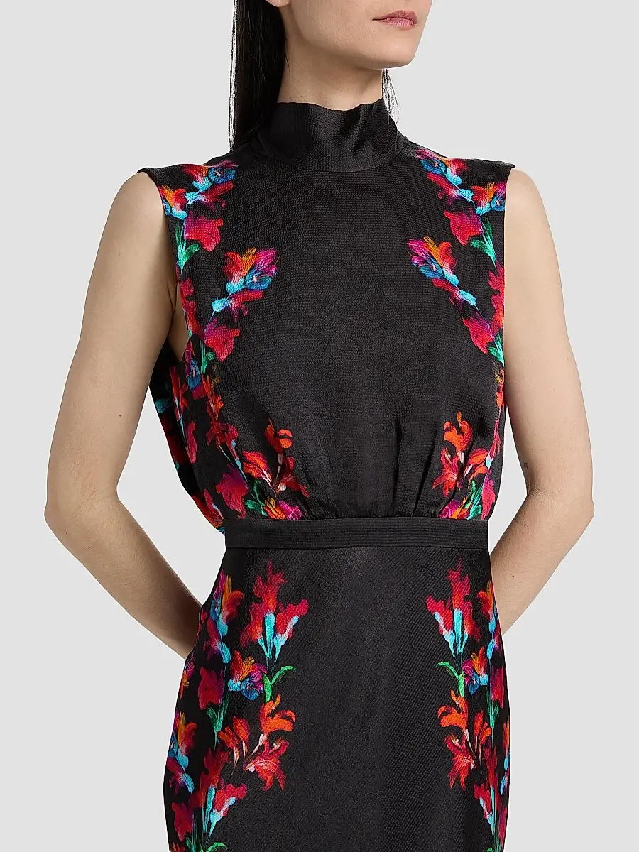 Saloni Women's Floral Silk Gown | Thumbnail 6