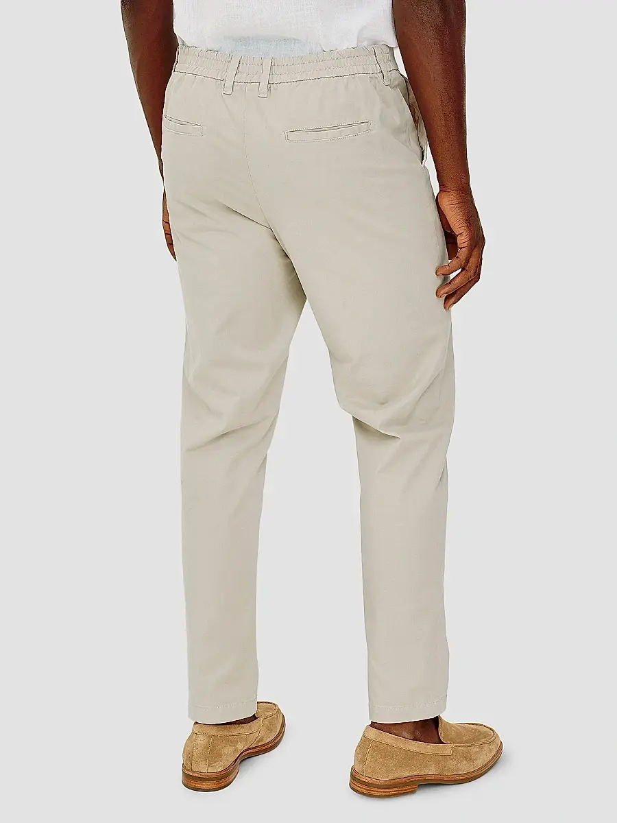 RAILS Men's Irving Stretch-Cotton Trousers | Thumbnail 3