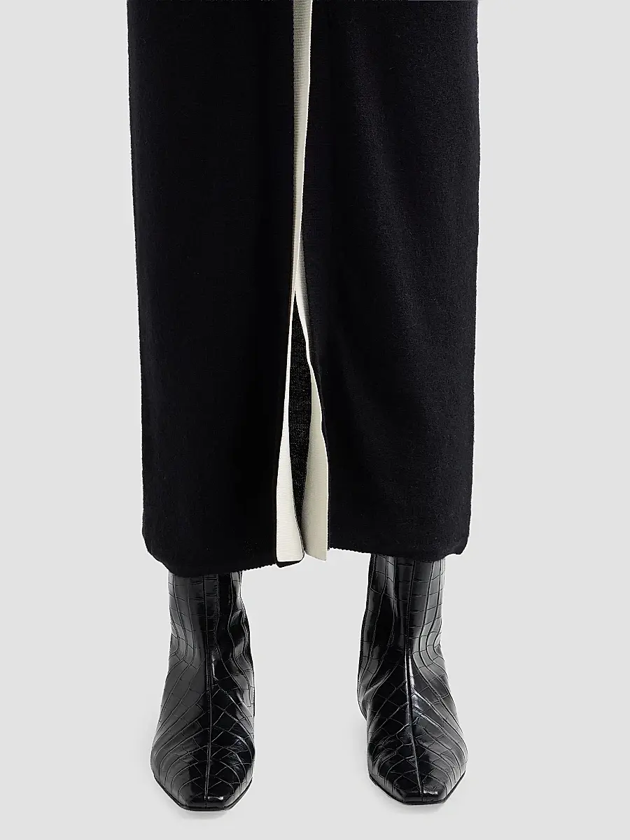 TOTEME Women's Croc-Embossed Leather Chelsea Boots | Thumbnail 2 TOTEME Women's Croc-Embossed Leather Chelsea Boots | Thumbnail 2