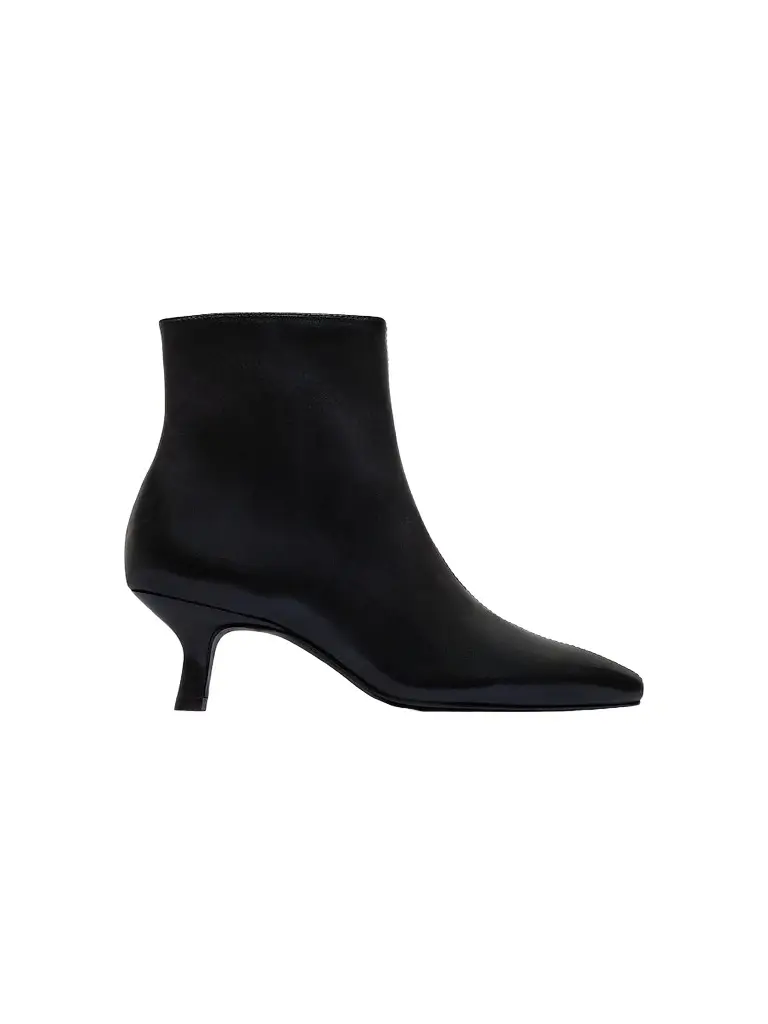 Bernardo Women's Sanya Ankle Boots