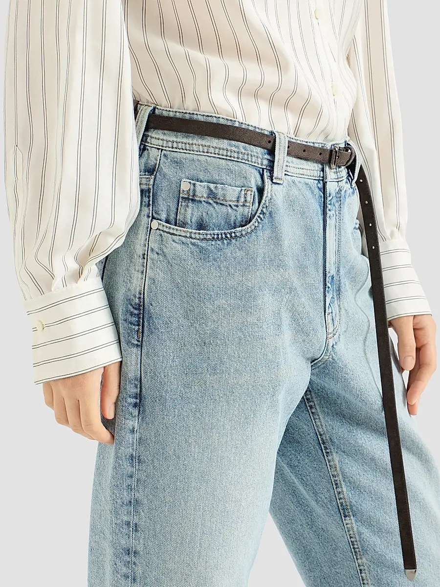 Brunello Cucinelli Women's Authentic Denim Baggy Tapered Trousers | Thumbnail 6 Brunello Cucinelli Women's Authentic Denim Baggy Tapered Trousers | Thumbnail 6