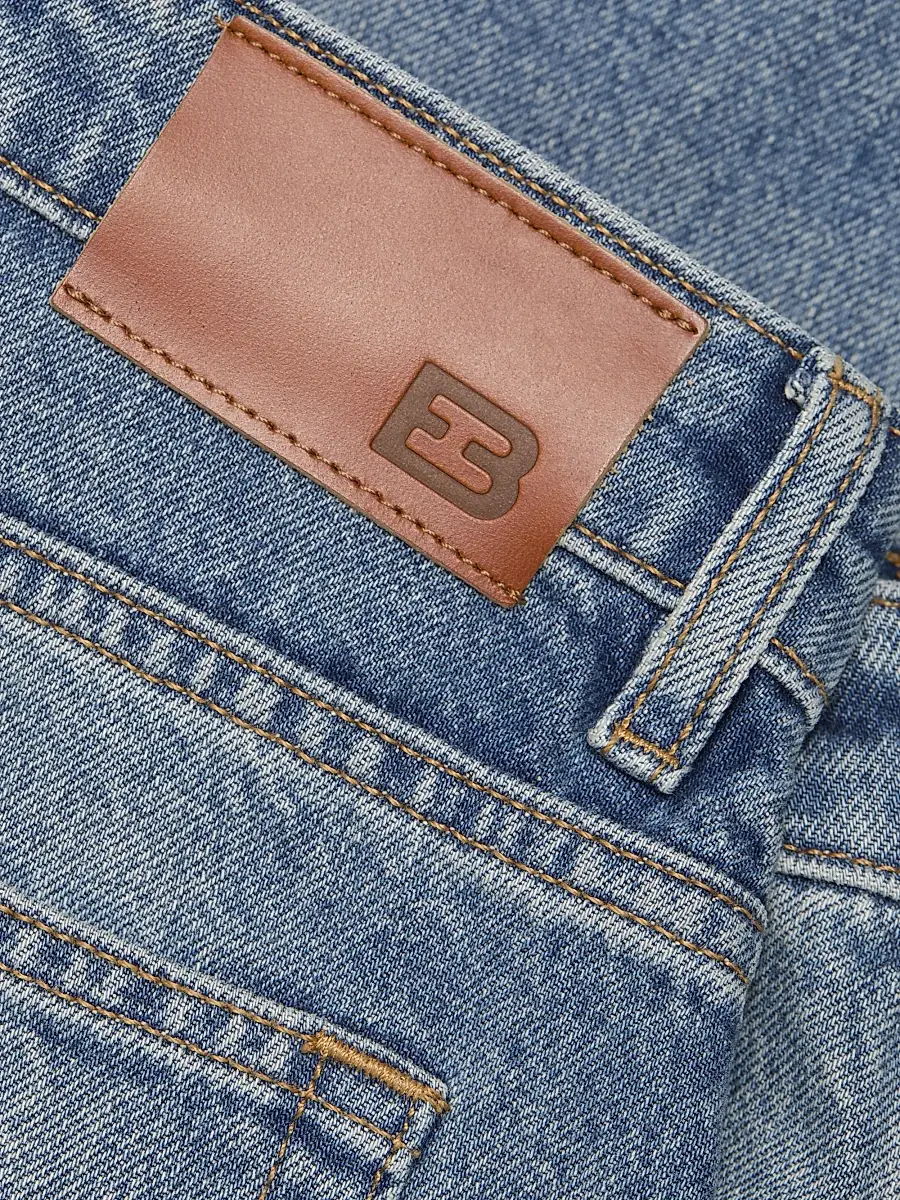 EB Denim Women's Enzo Cropped Mid-Rise Barrel Jeans | Thumbnail 7 EB Denim Women's Enzo Cropped Mid-Rise Barrel Jeans | Thumbnail 7