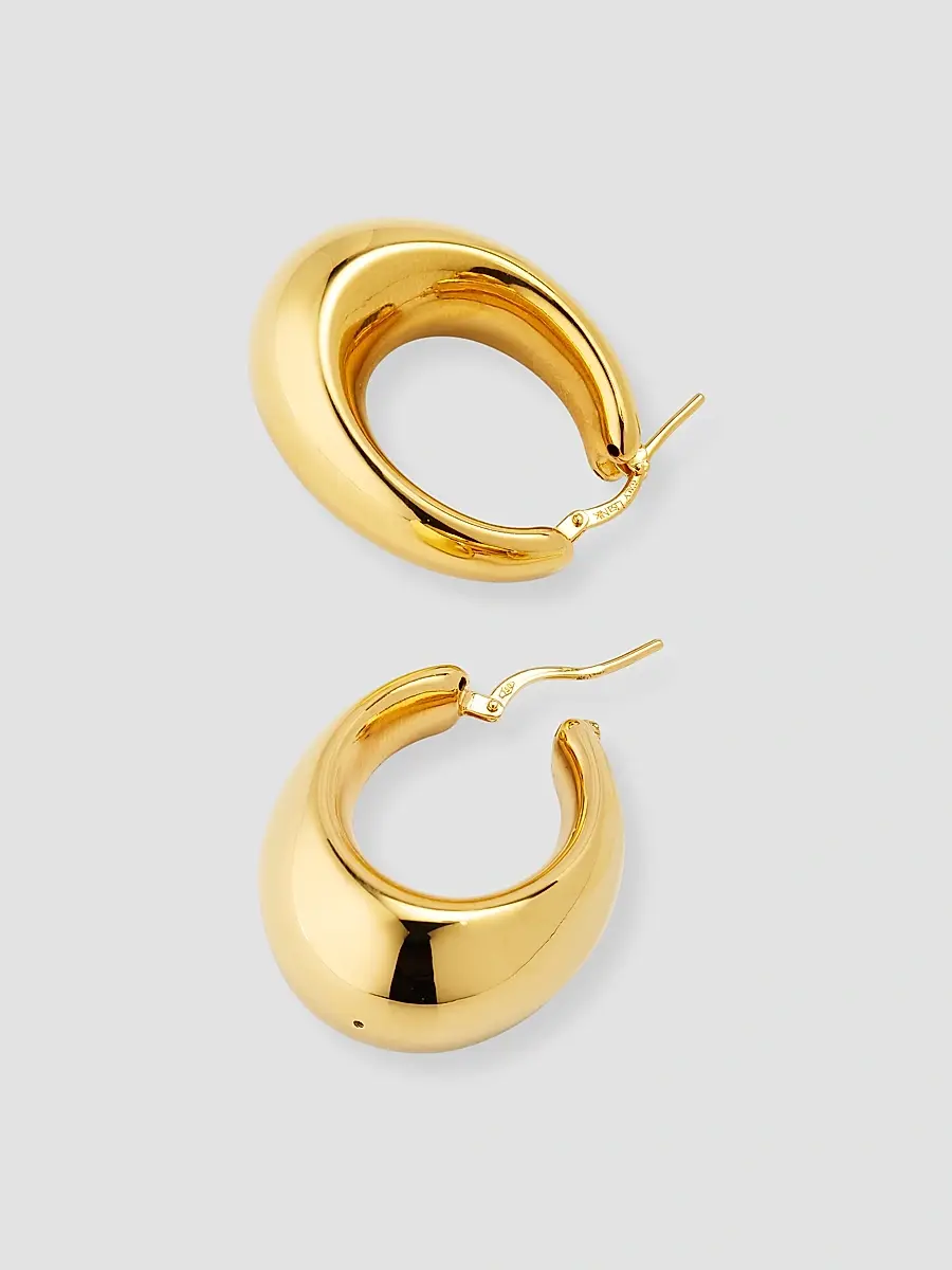LISA NIK Women's 18K Yellow Gold Tapered Hoop Earrings | Thumbnail 4