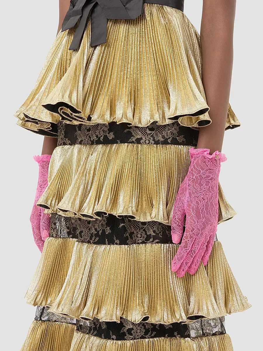 Valentino Women's Vlogo Signature Lace Gloves | Thumbnail 4 Valentino Women's Vlogo Signature Lace Gloves | Thumbnail 4