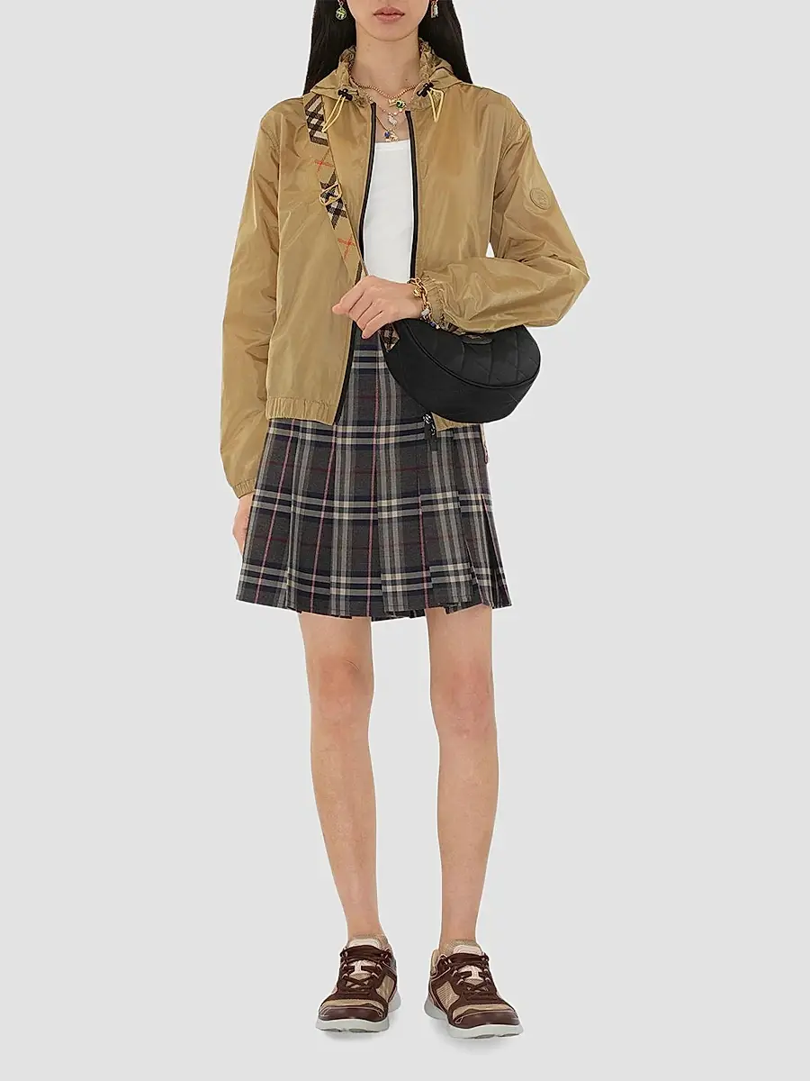 Burberry Women's Horseshoe Quilted Crossbody Bag | Thumbnail 4 Burberry Women's Horseshoe Quilted Crossbody Bag | Thumbnail 4