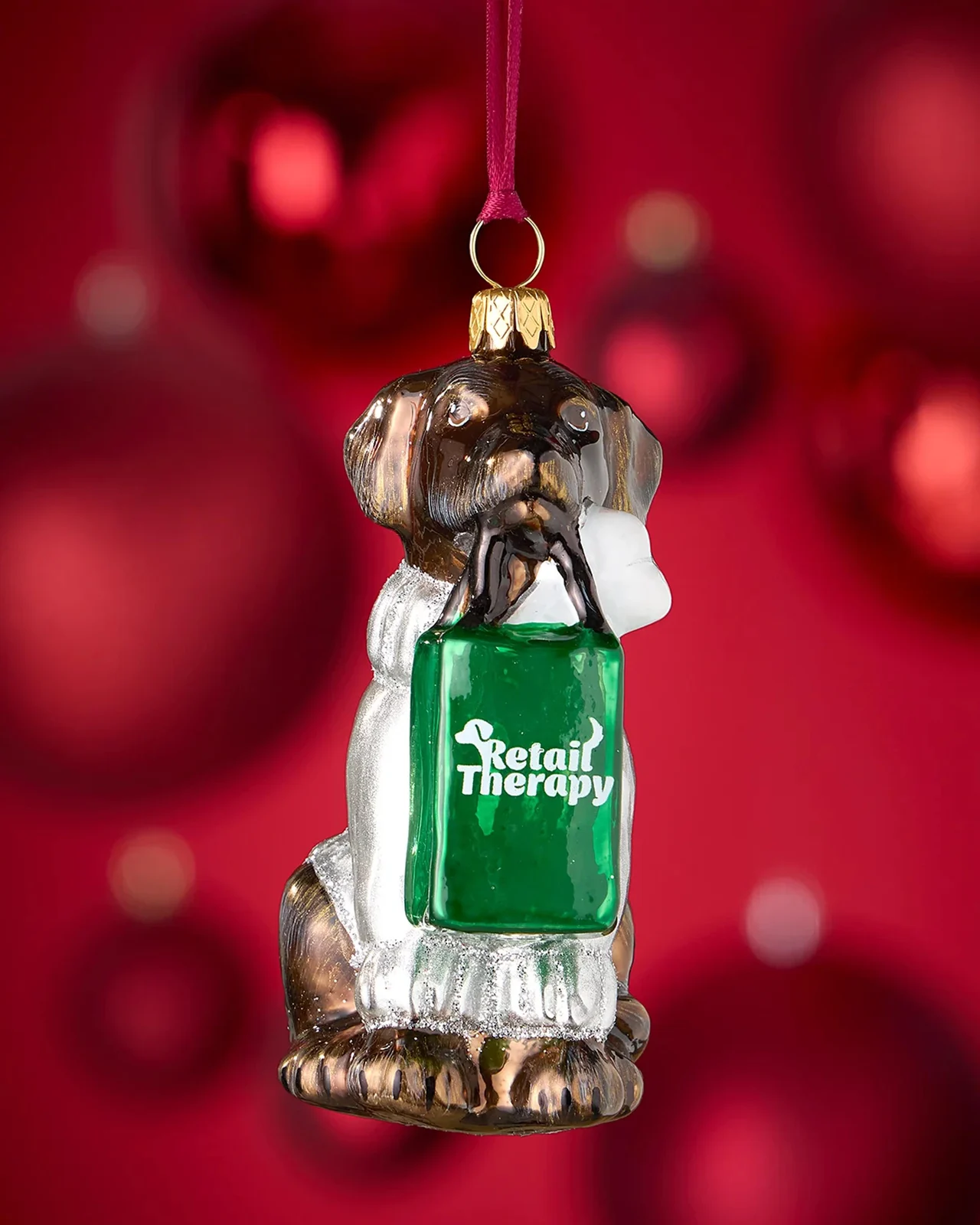 Joy To The World Collectibles Chocolate Lab with Retail Therapy Bag Christmas Ornament