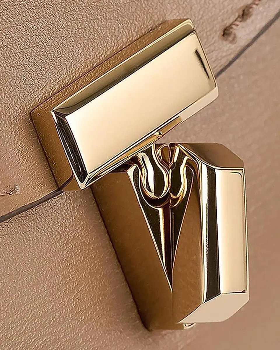 TOTEME Mini T-Lock Leather Clutch | Thumbnail 4 TOTEME Mini T-Lock Leather Clutch | Thumbnail 4
